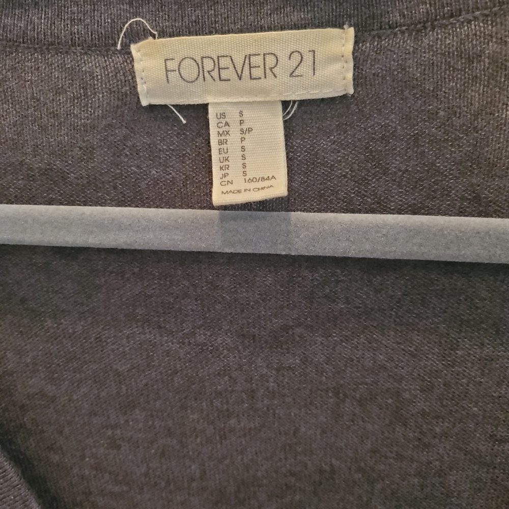Timeless sweater - Picture 2 of 3